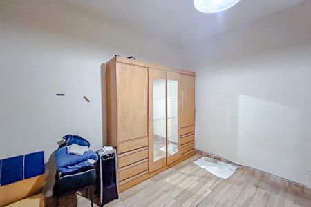 Casa à venda com 217m², 4 quartos e 2 vagasQuarto 1