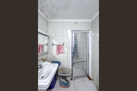 Casa à venda com 217m², 4 quartos e 2 vagasBanheiro 2