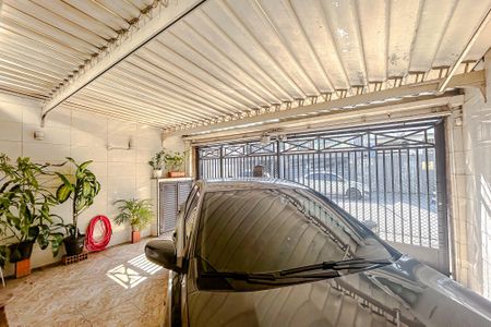 Casa à venda com 217m², 4 quartos e 2 vagasGaragem
