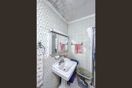 Casa à venda com 217m², 4 quartos e 2 vagasBanheiro 2