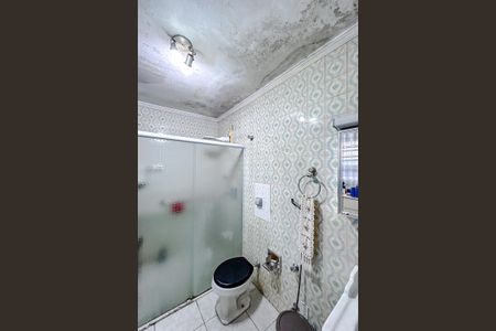 Casa à venda com 217m², 4 quartos e 2 vagasBanheiro 2