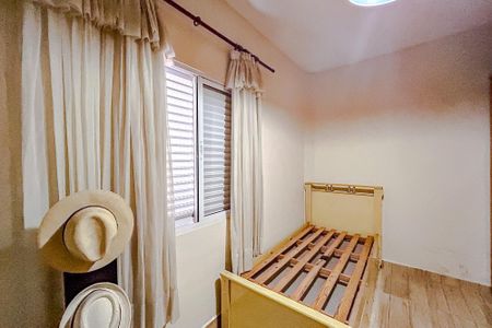 Casa à venda com 217m², 4 quartos e 2 vagasQuarto 3