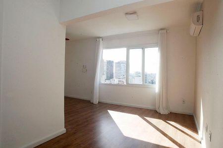 Sala de kitnet/studio à venda com 1 quarto, 50m² em Centro Histórico, Porto Alegre