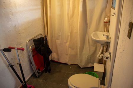 Casa para alugar com 404m², 3 quartos e 3 vagasBanheiro Garagem