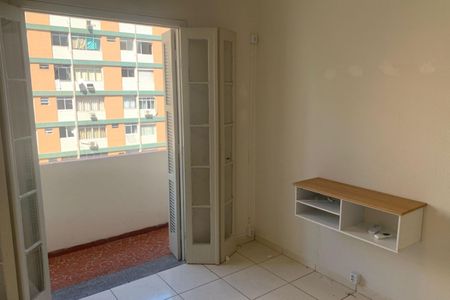 Sala de apartamento para alugar com 1 quarto, 58m² em Boqueirão, Santos
