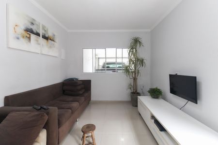 Casa para alugar com 105m², 3 quartos e 2 vagas Casa para alugar com 105m², 3 quartos e 2 vagasSala