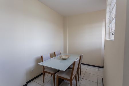 Apartamento à venda com 110m², 2 quartos e sem vagaCozinhaCopa