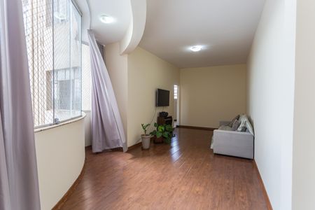 Sala de apartamento à venda com 2 quartos, 110m² em Floresta, Belo Horizonte