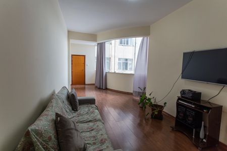 Apartamento à venda com 110m², 2 quartos e sem vagaSala