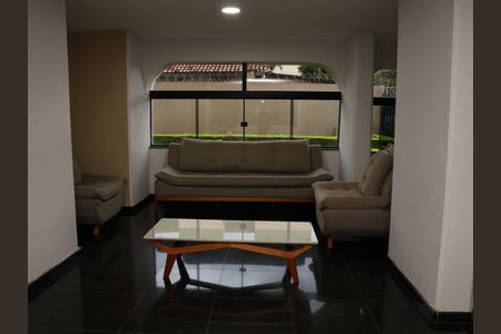 Apartamento para alugar com 98m², 3 quartos e 1 vagaHall social