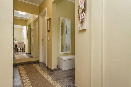 Sala de apartamento à venda com 2 quartos, 80m² em Medianeira, Porto Alegre