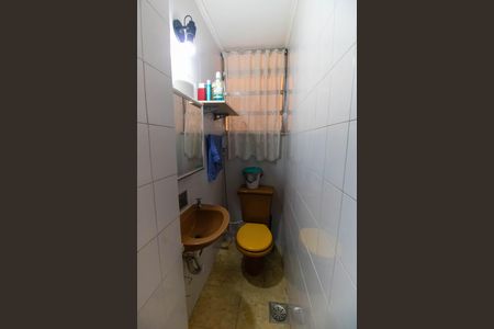 Apartamento à venda com 100m², 3 quartos e 2 vagas Apartamento à venda com 100m², 3 quartos e 2 vagasLavabo