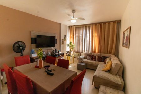 Sala de apartamento para alugar com 3 quartos, 100m² em São Domingos, Niterói