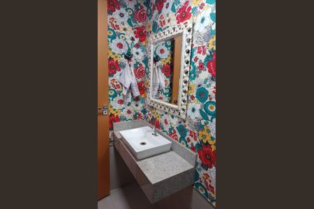 Casa de condomínio para alugar com 150m², 3 quartos e 2 vagasBanheiro