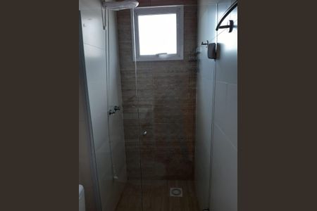 Casa de condomínio para alugar com 150m², 3 quartos e 2 vagasBanheiro