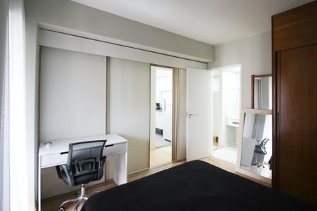 Apartamento à venda com 40m², 1 quarto e 1 vagaQuarto