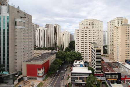 Apartamento à venda com 40m², 1 quarto e 1 vagaVista