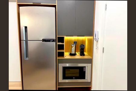Cozinha de apartamento para alugar com 1 quarto, 29m² em Boa Vista, Porto Alegre