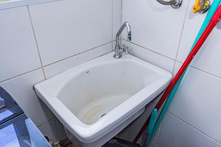 Apartamento à venda com 58m², 3 quartos e 1 vagaÁrea de Serviço