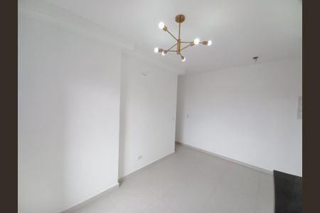 Sala de apartamento para alugar com 2 quartos, 58m² em Parque Bitaru, São Vicente