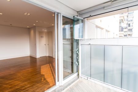 Apartamento para alugar com 96m², 2 quartos e 2 vagasVaranda gourmet