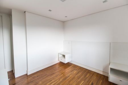 Apartamento para alugar com 96m², 2 quartos e 2 vagasSuíte