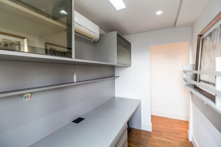 Apartamento para alugar com 96m², 2 quartos e 2 vagasEscritório