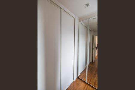Apartamento para alugar com 96m², 2 quartos e 2 vagasCloset da suíte