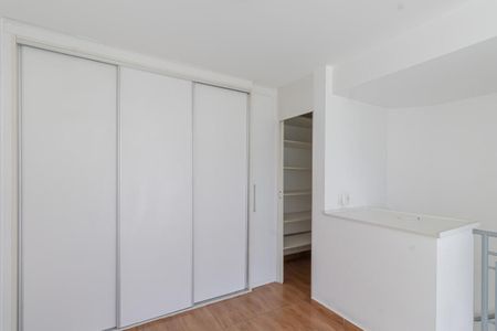 Quarto 1 de apartamento para alugar com 1 quarto, 50m² em Moema, São Paulo