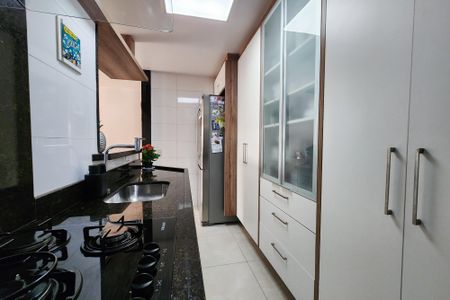 Apartamento à venda com 77m², 3 quartos e 1 vagaCozinha 