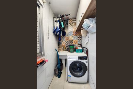 Apartamento à venda com 77m², 3 quartos e 1 vagaÁrea de Serviço 