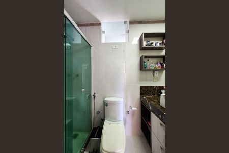 Apartamento à venda com 77m², 3 quartos e 1 vagaBanheiro 