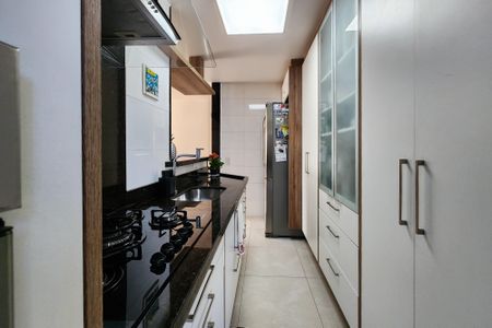 Apartamento à venda com 77m², 3 quartos e 1 vagaCozinha 