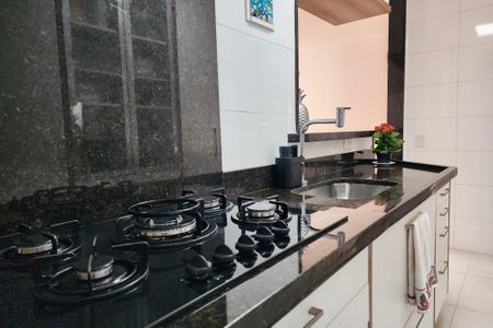 Apartamento à venda com 77m², 3 quartos e 1 vagaCozinha 