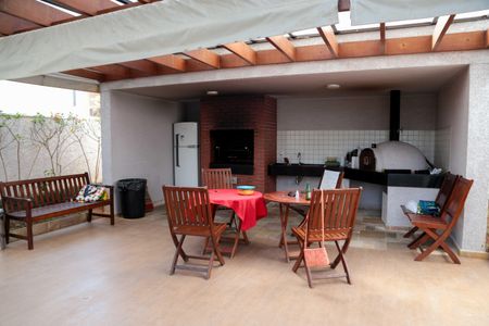 Apartamento para alugar com 67m², 2 quartos e 1 vagaÁrea comum - Churrasqueira