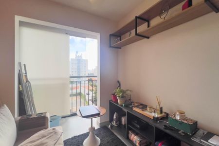 Sala e cozinha de apartamento para alugar com 1 quarto, 29m² em Jardim da Gloria, São Paulo