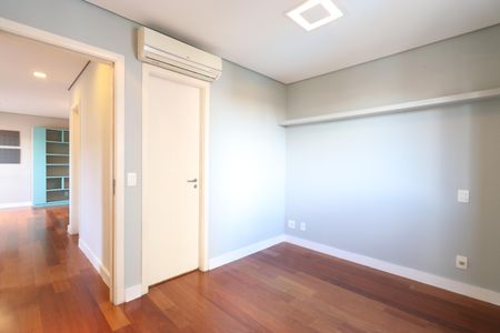 Apartamento à venda com 70m², 2 quartos e 1 vagaSuite 