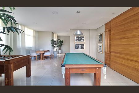 Apartamento à venda com 70m², 2 quartos e 1 vaga Apartamento à venda com 70m², 2 quartos e 1 vagaSala de jogos