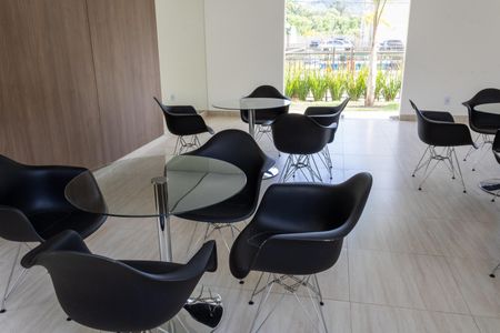 Apartamento para alugar com 42m², 2 quartos e 1 vagaÁrea comum - Salão de festas