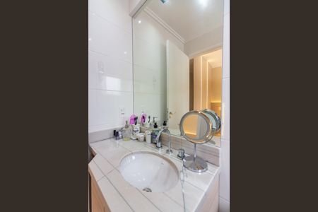 Apartamento à venda com 59m², 2 quartos e 1 vagaBanheiro 1