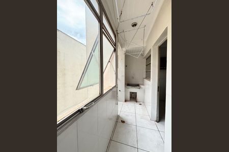 Apartamento para alugar com 100m², 2 quartos e 1 vagaÁrea de Serviço