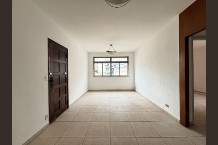 Apartamento para alugar com 100m², 2 quartos e 1 vagaSala