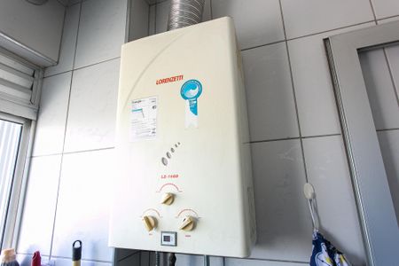 Apartamento à venda com 79m², 3 quartos e 1 vagaÁrea de Serviço - Aquecedor a Gás