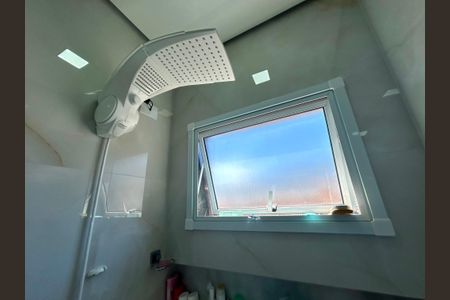 Casa à venda com 223m², 3 quartos e 3 vagasBanheiro 1