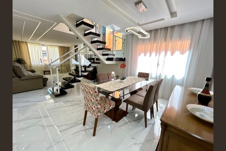 Casa à venda com 223m², 3 quartos e 3 vagasCopa