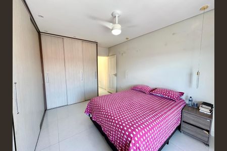 Casa à venda com 223m², 3 quartos e 3 vagasQuarto Suíte