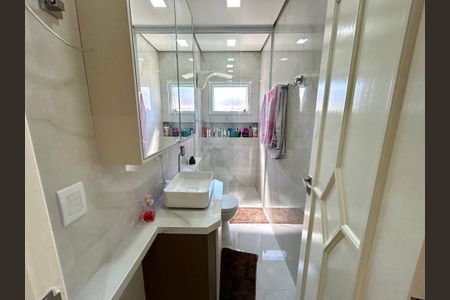 Casa à venda com 223m², 3 quartos e 3 vagasBanheiro 1