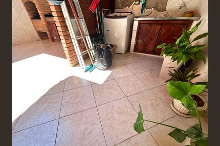 Casa à venda com 223m², 3 quartos e 3 vagasÁrea de Serviço
