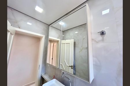 Casa à venda com 223m², 3 quartos e 3 vagasBanheiro 1