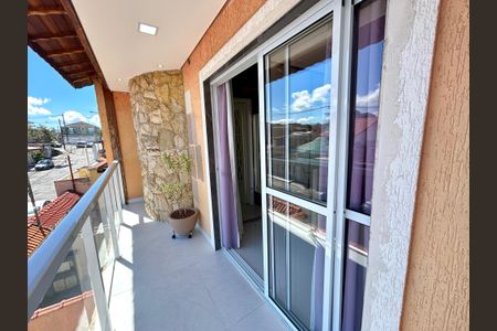 Casa à venda com 223m², 3 quartos e 3 vagasVaranda da Suíte 
